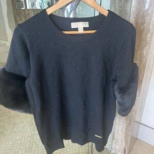 Elegant Michael Kors Sweater - take 30% off price